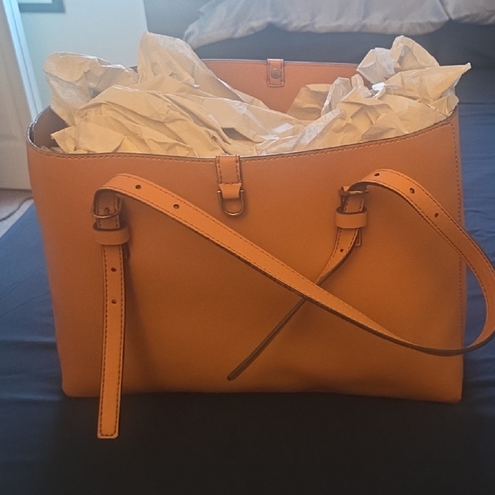 Fossil Tan Vegan Leather Tote Bag - Picture 2 of 4